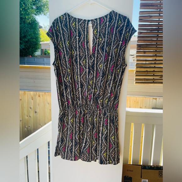 BCBGeneration ROMPER, Sz L, EUC, Super-Soft, Comfy, Poly/Spandex, Colorful & Fun - Picture 10 of 15